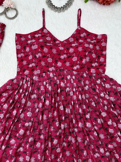 Pink georgette printed dhoti suit