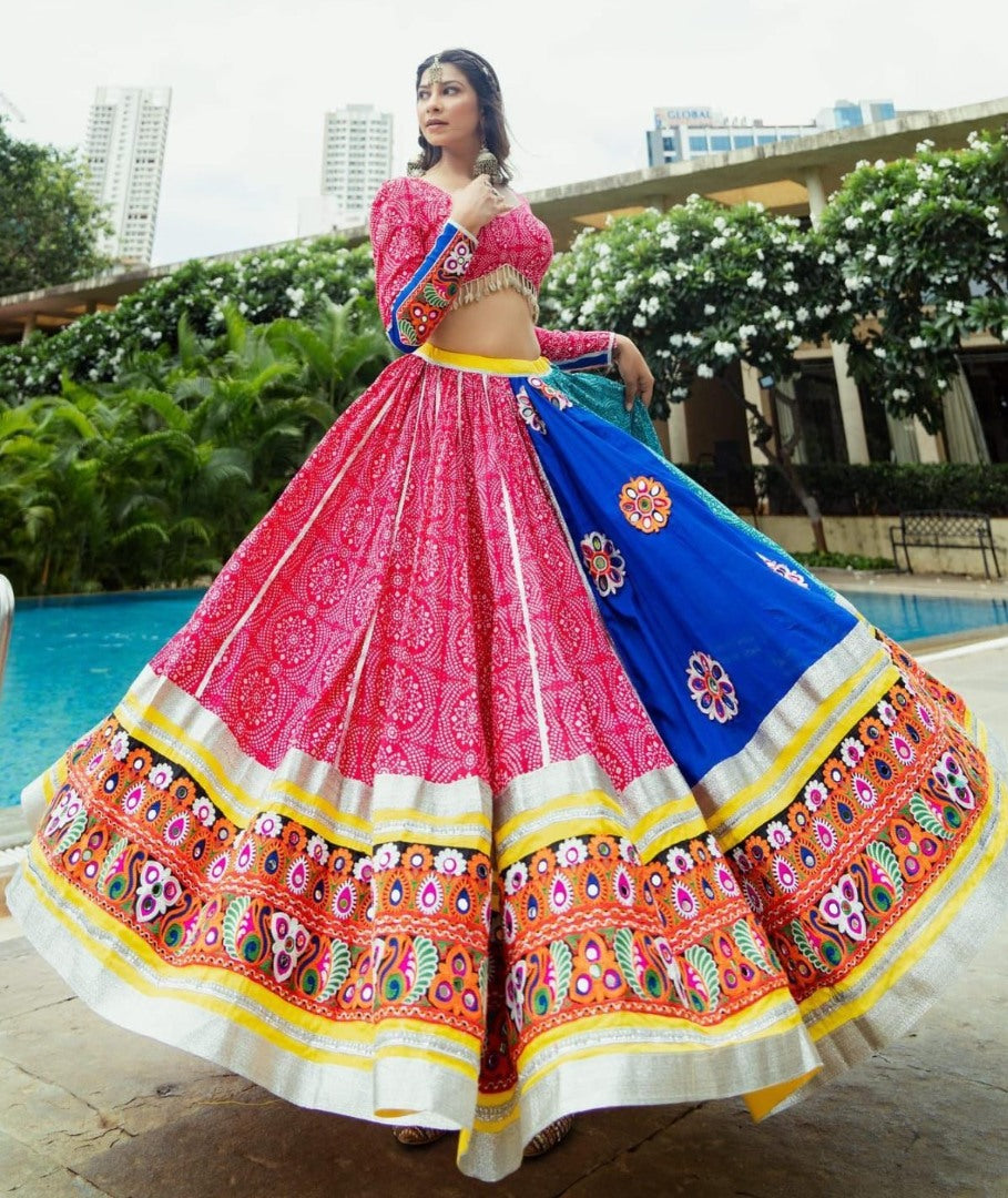 Pink print and mirror work gujarati garba navratri ghagra lehenga chaniya choli