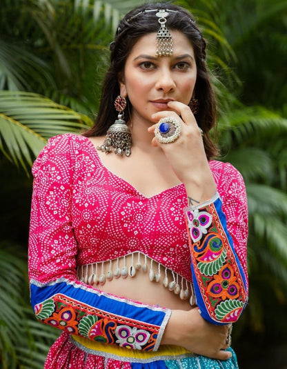 Pink print and mirror work gujarati garba navratri ghagra lehenga chaniya choli