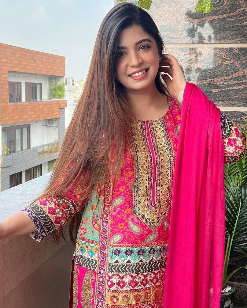 Pink printed pant suit