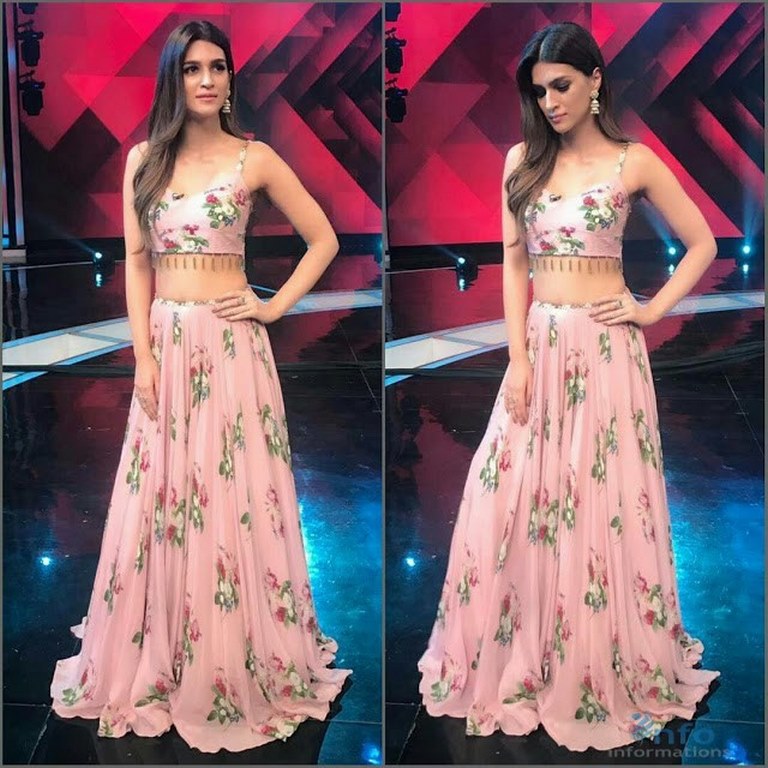 pink slub silk printed lehenga with pipe less