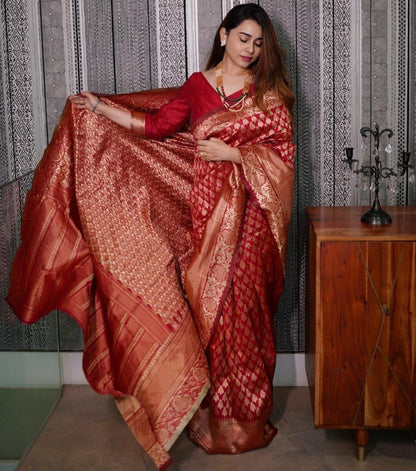 Red banarasi silk jacquard weaving work ceremonial saree