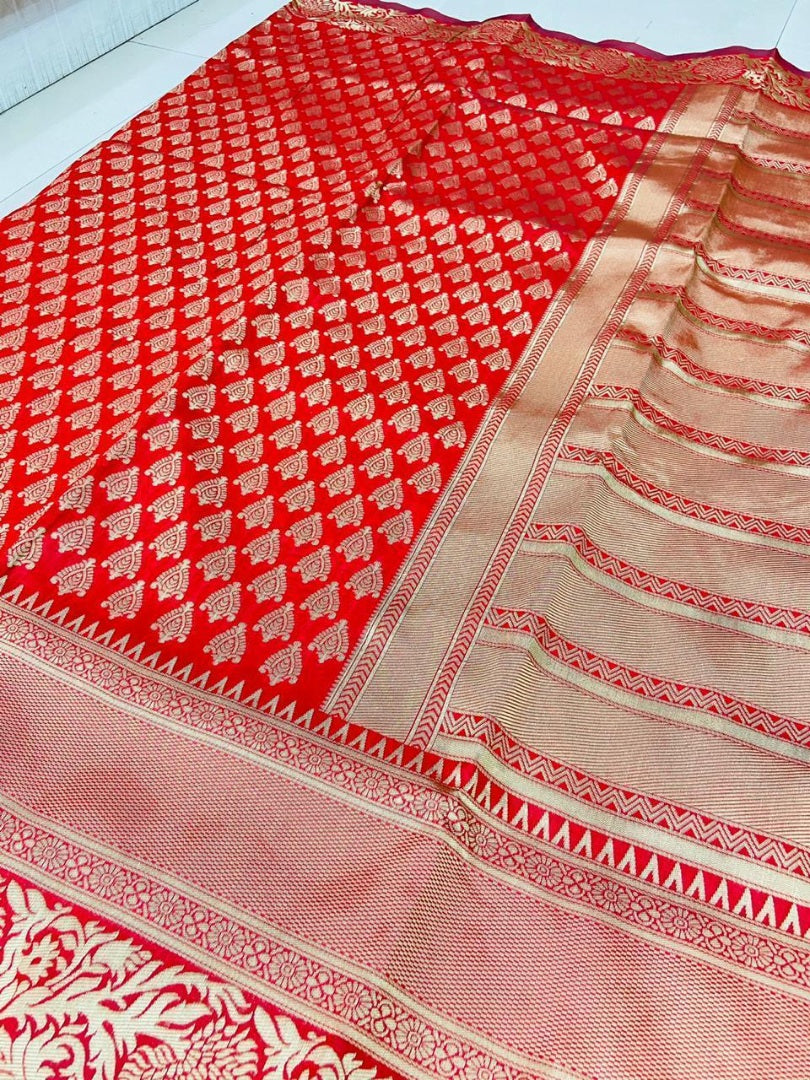 Red banarasi silk jacquard weaving work ceremonial saree