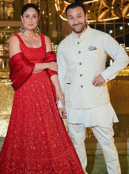 Red designer kareena kapoor bollywood wedding lehenga choli