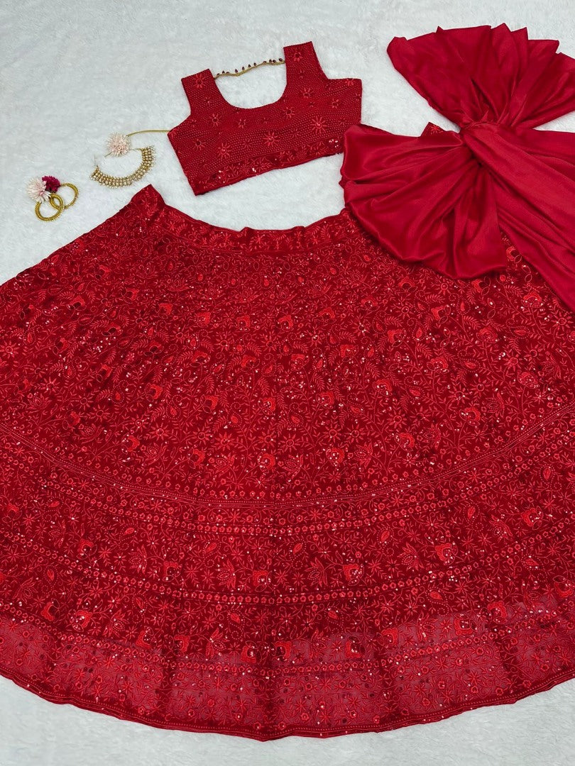 Red designer kareena kapoor bollywood wedding lehenga choli