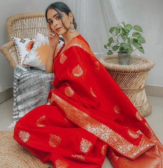 Red lichi silk jacquard weaving work wedding saree