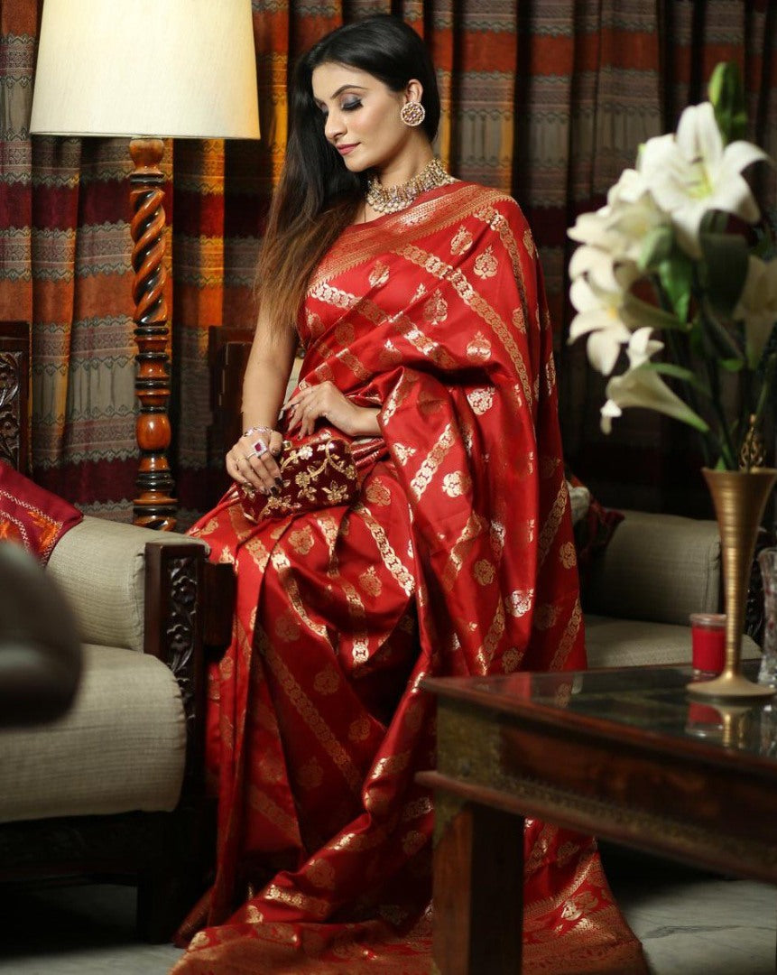 Red lichi silk jacquard weaving work wedding saree