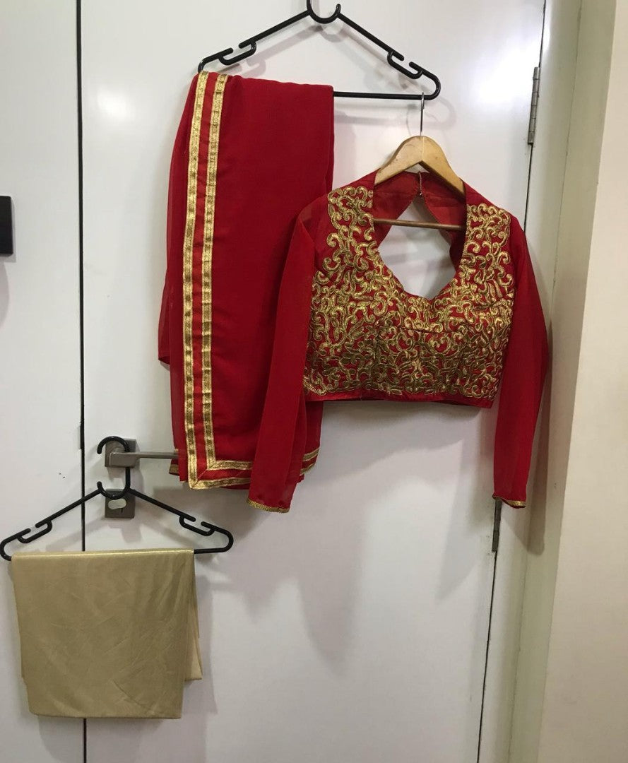 Sara ali khan beautiful red stylist saree with chudidar bottom