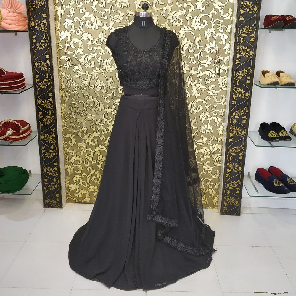 Shradhdha kapoor black georgette stylist partywear lehenga
