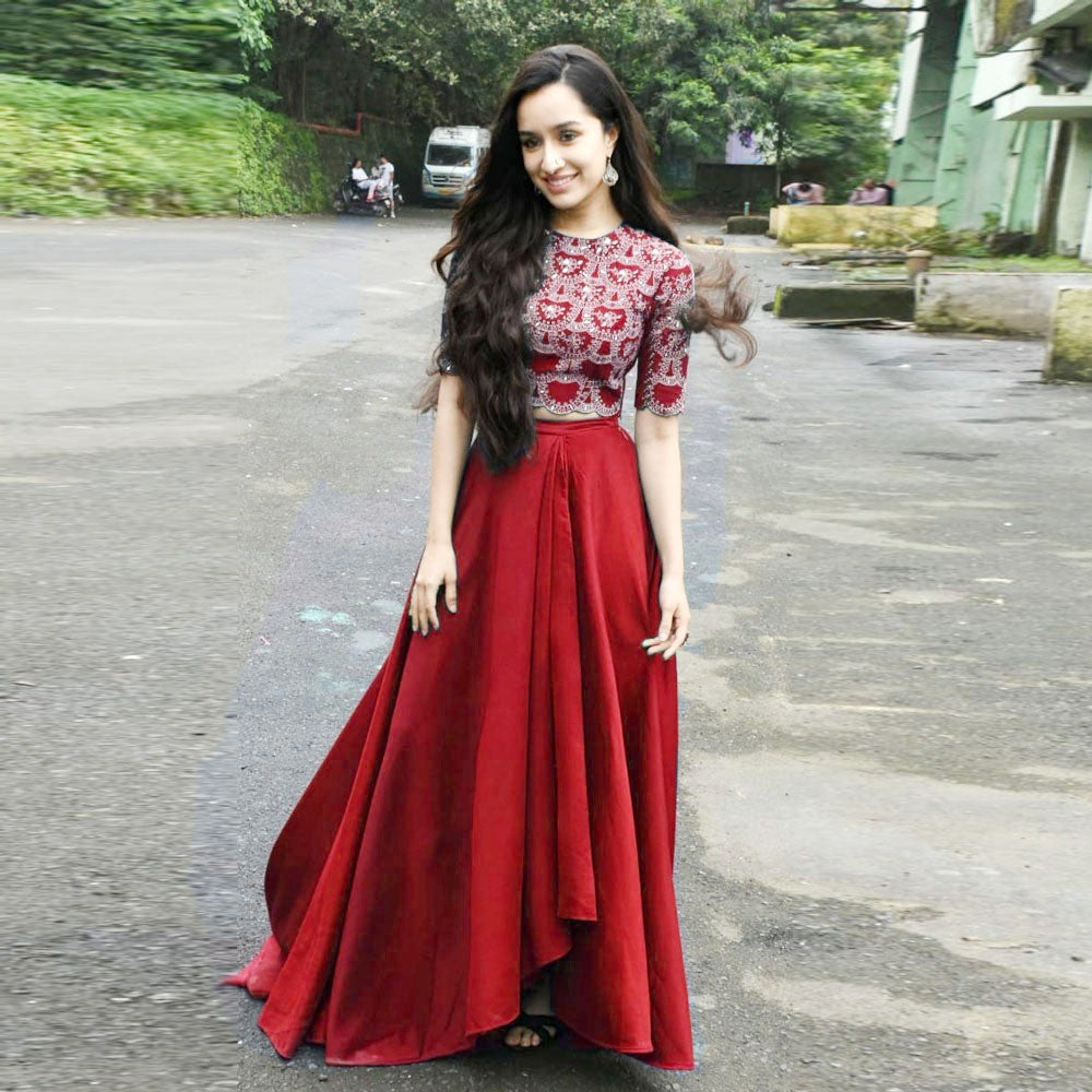 shradhdha kapoor red tapeta silk bollywood style partywear lehenga