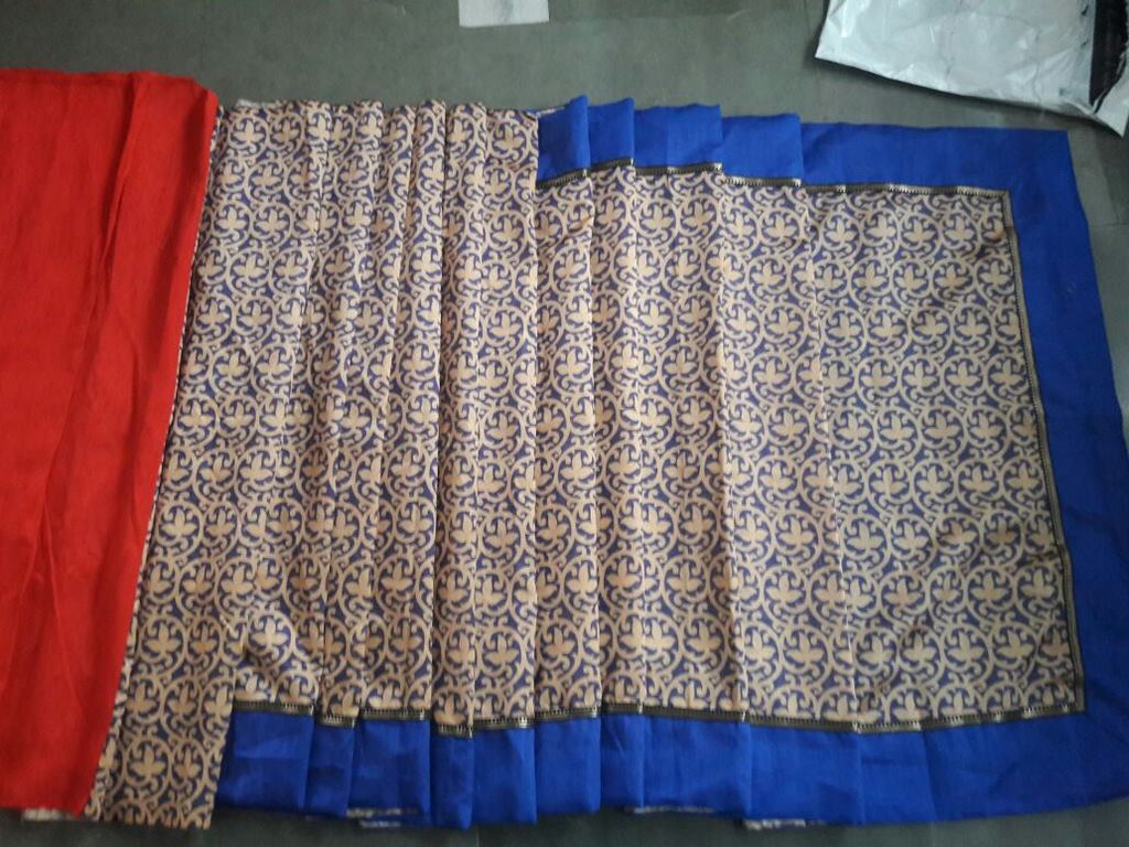 Stylist Cream & Blue Printed Any Festival Saree