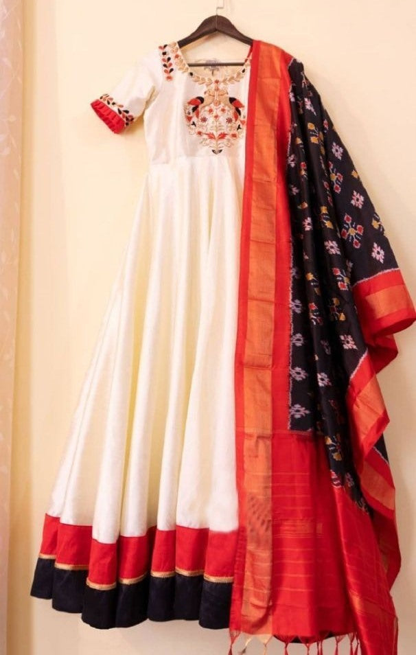 White club cotton anarkali gown with printed silk black dupatta