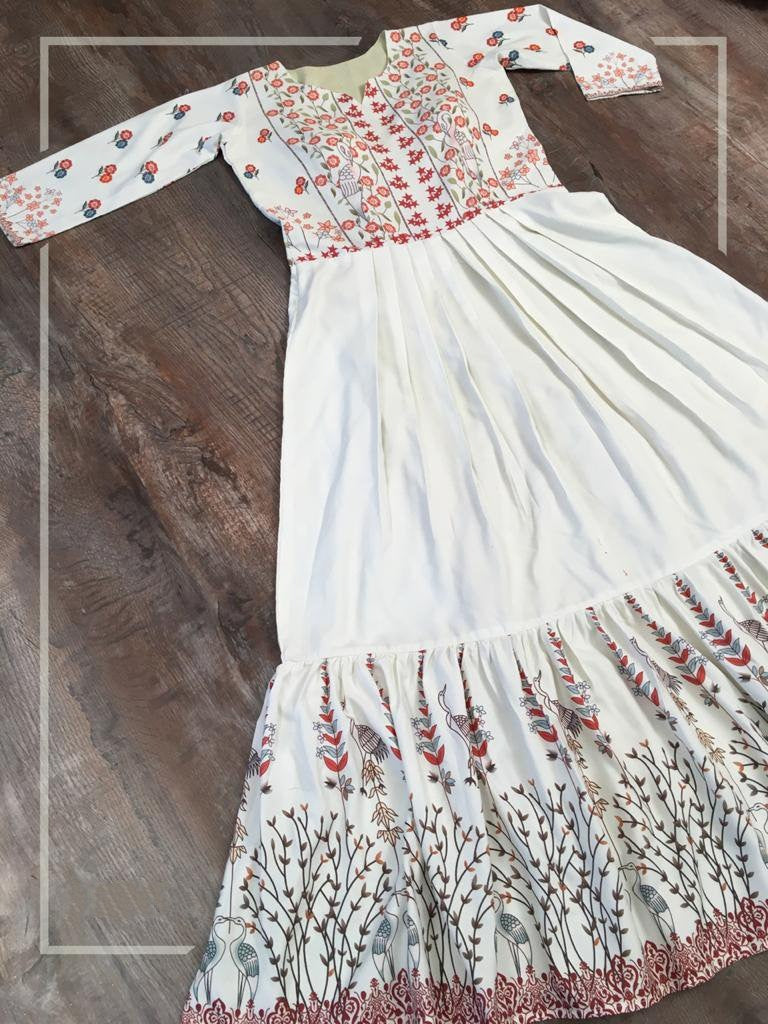 White heavy maslin cotton printed gown