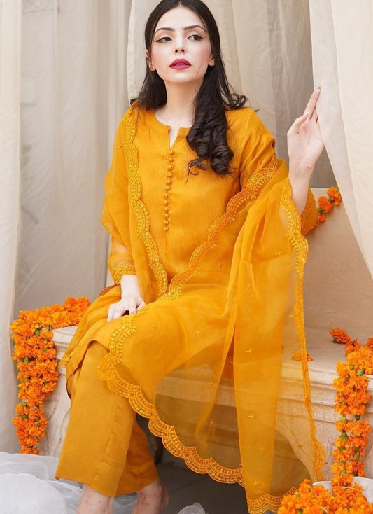 Yellow maska cotton plain pant suit